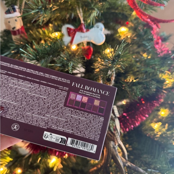 NEW Anastasia Beverly Hills Makeup Box | Mascara, eyeshadow palette, blush, brow - Picture 3 of 5